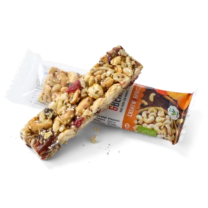 NUTS AND BERRIES CASHEW & ABRICOT